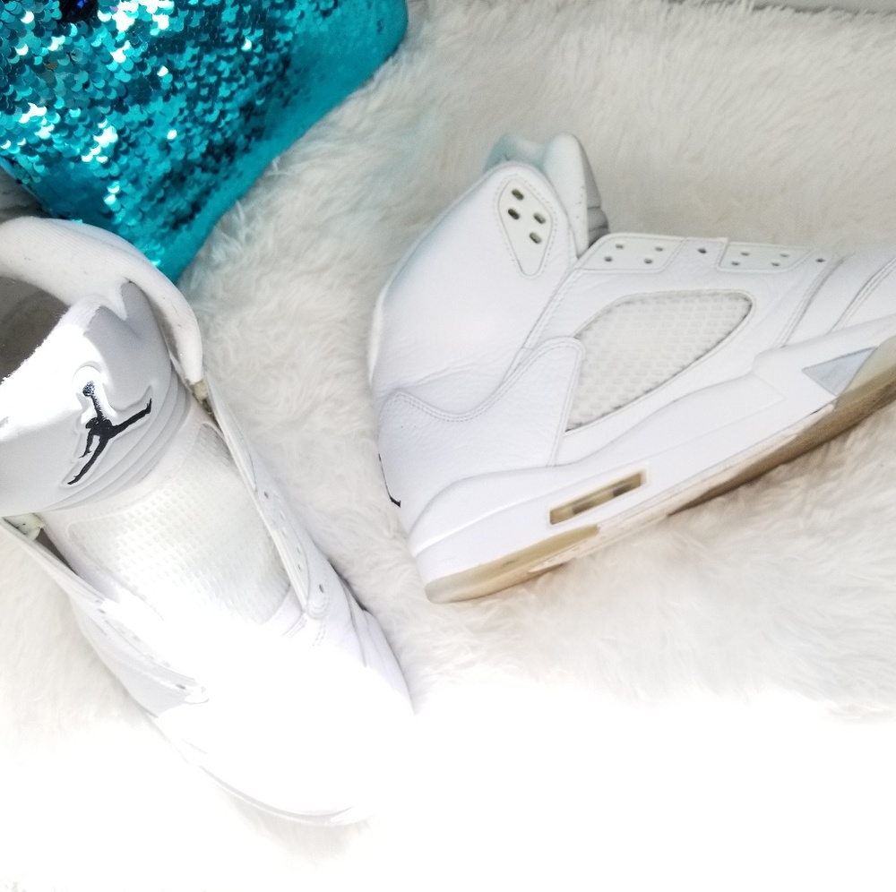 AIR JORDAN🏀RETRO 5 WHITE METALLIC